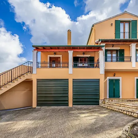 Villa Lola's House