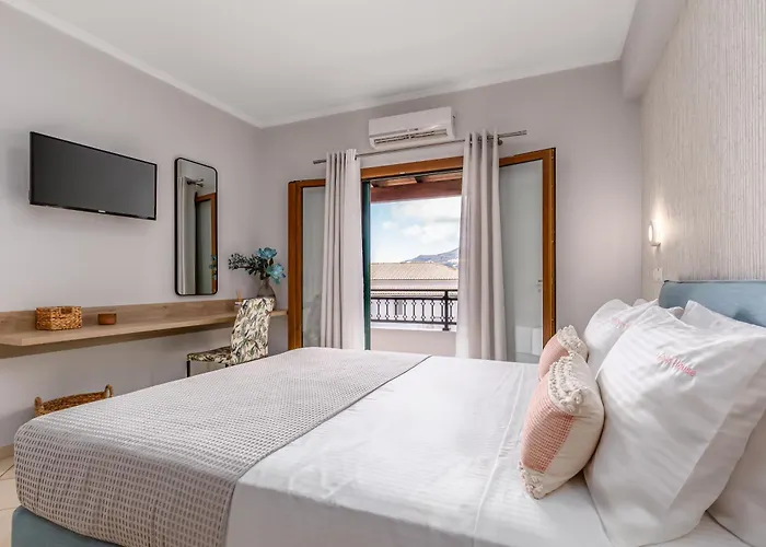 Lola's House Βίλα Λιαπάδες