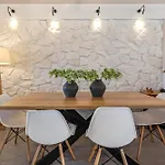 Lola's House Villa