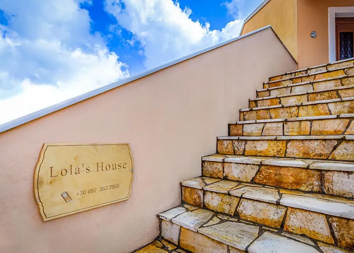Lola's House *